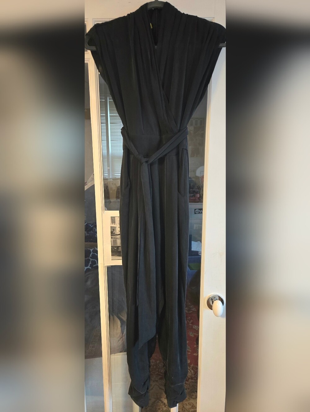 CATHERINE MALANDRINO FAVORITES Black Sleeveless Silk Jumpsuit Size 6 - Picture 7 of 8